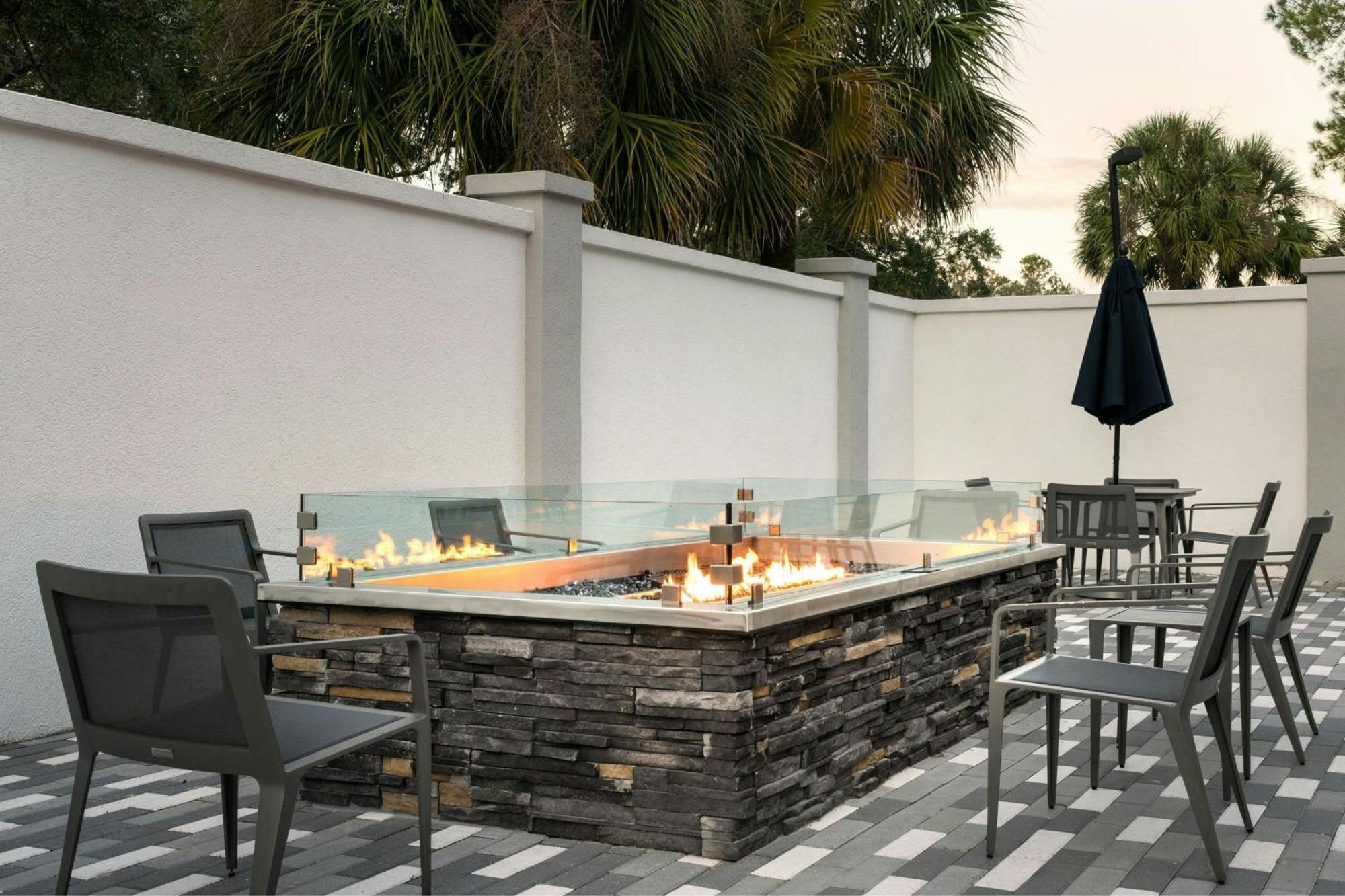 Courtyard By Marriott Gainesville Fl Buitenkant foto