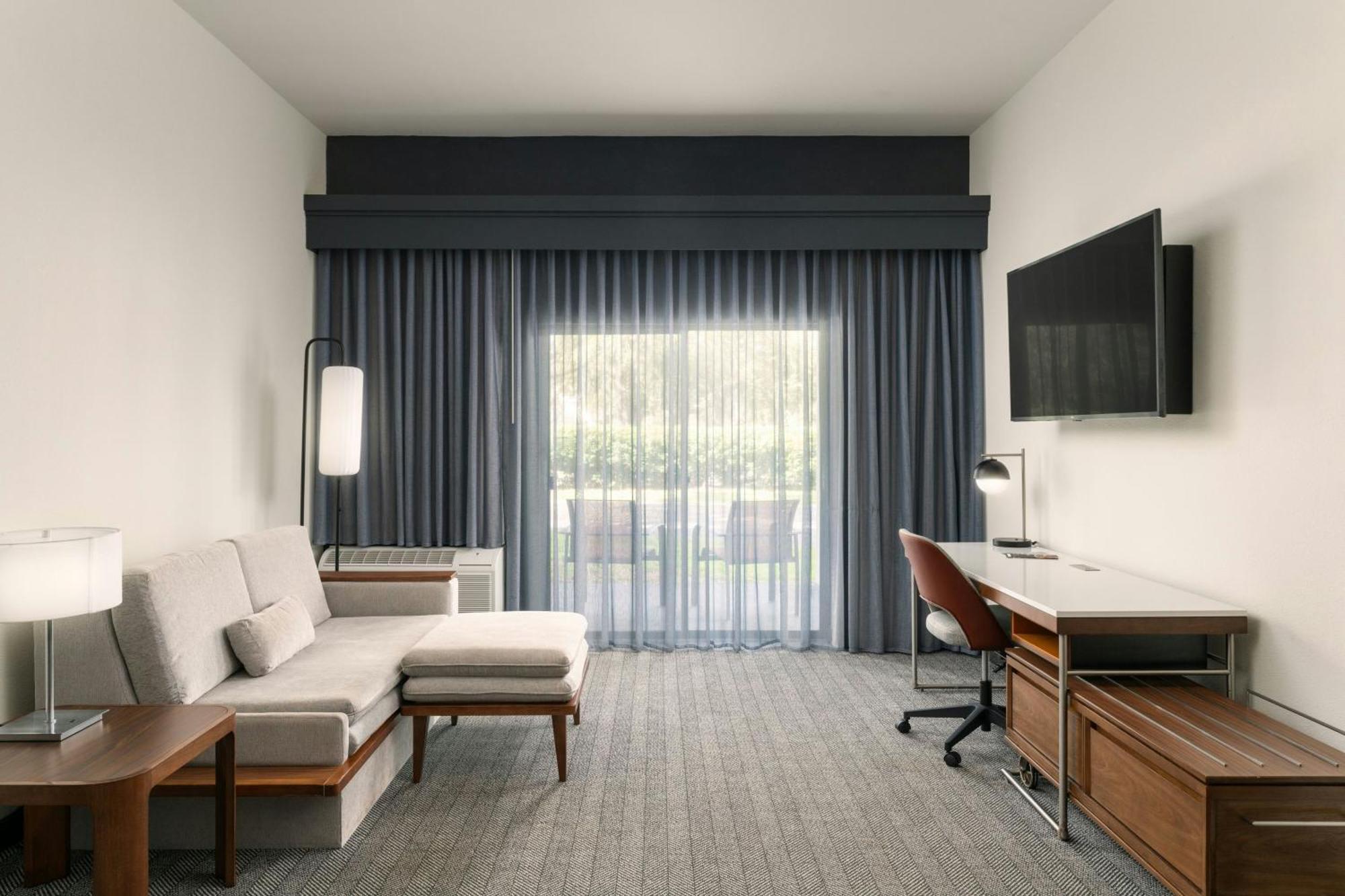 Courtyard By Marriott Gainesville Fl Buitenkant foto